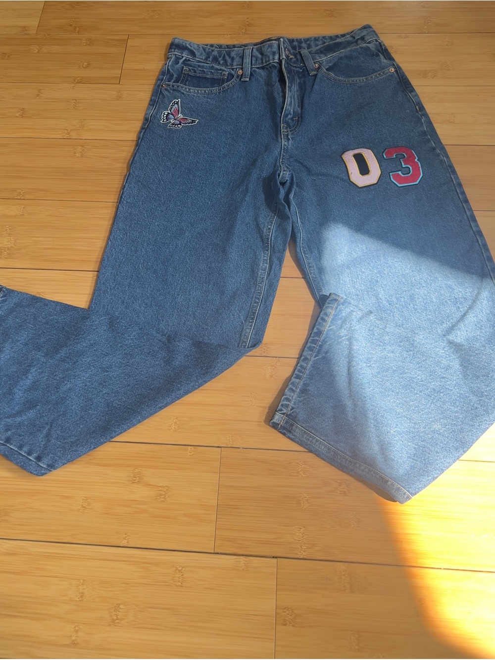 Wild Fable Womens High Rise Dad Jeans Size 6 Blue Straight Leg Butterfly Patch